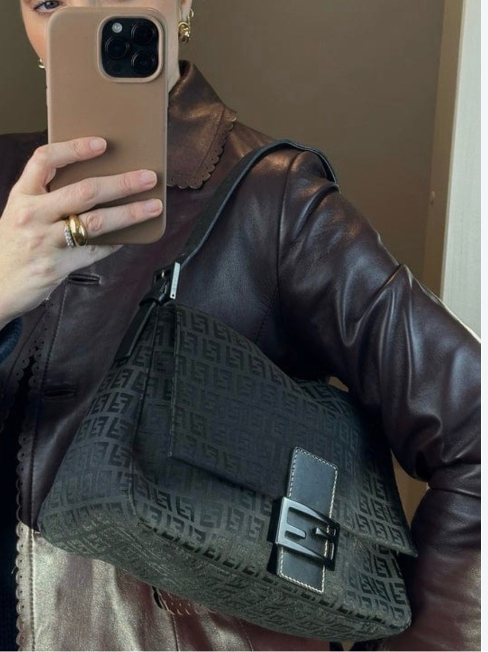 Auth. Fendi zucchino Mama baguette